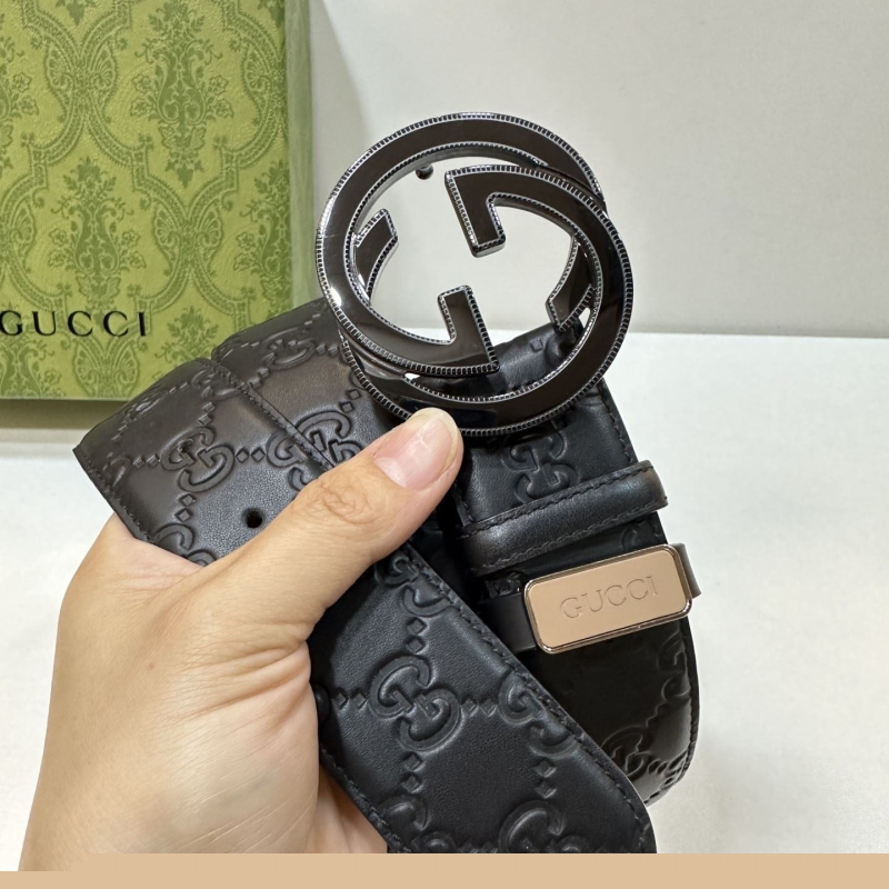 G*u*i belts